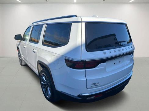 Used 2022 Jeep Wagoneer Series III w/ Premium Group I image 6