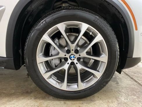 Used 2026 BMW X5 xDrive40i AWD/4WD image 34