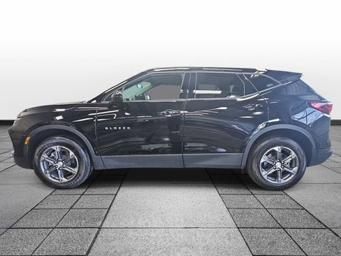 Used 2025 Chevrolet Blazer LT FWD image 7