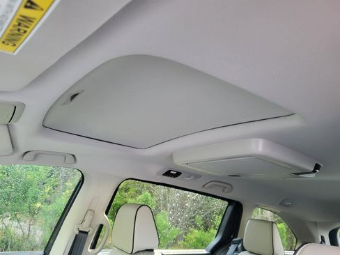 New 2026 Honda Odyssey Elite image 12