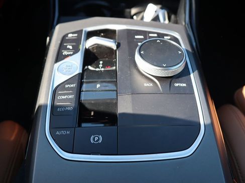 Used 2023 BMW 230i xDrive Coupe image 18