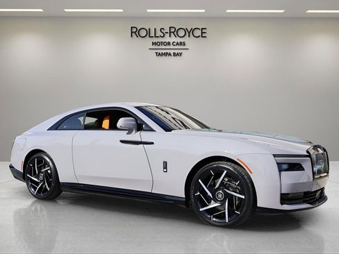 New 2026 Rolls-Royce Spectre Black Badge image 8