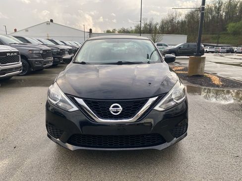 Used 2016 Nissan Sentra S image 4