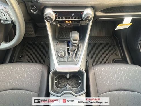 New 2025 Toyota RAV4 XLE image 9