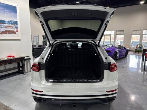 Used 2020 Audi Q8 Prestige w/ Prestige Package image 14