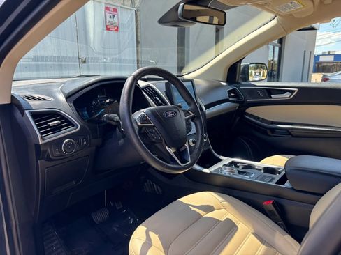 Used 2022 Ford Edge SEL w/ Convenience Package AWD/4WD image 12
