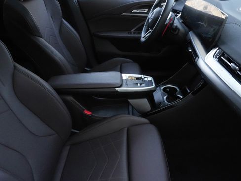 Used 2025 BMW X2 M35i image 9