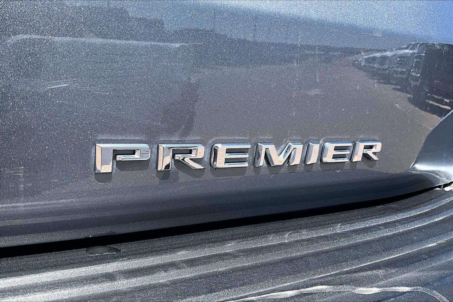 Used 2021 Chevrolet Tahoe Premier RWD image 9
