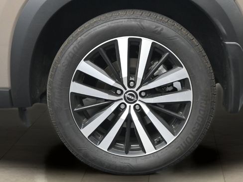 Certified 2024 Nissan Pathfinder Platinum FWD image 24