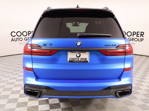 Used 2022 BMW X7 xDrive40i w/ M Sport Package AWD/4WD image 25