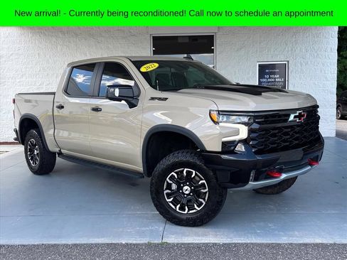 Used 2022 Chevrolet Silverado 1500 ZR2 AWD/4WD image 1
