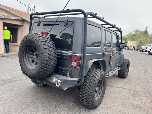 Used 2014 Jeep Wrangler Unlimited Sport w/ Quick Order Package 24S AWD/4WD image 3