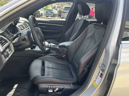 Used 2017 BMW 330i Sedan image 14