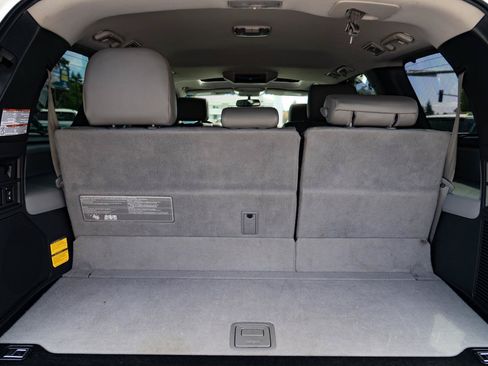 Used 2014 Toyota Sequoia Platinum AWD/4WD image 30