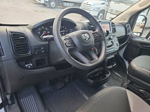 Used 2025 RAM ProMaster 2500 w/ Convenience Group FWD image 20