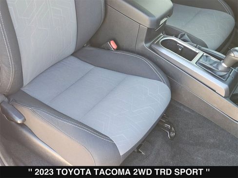 Used 2023 Toyota Tacoma TRD Sport image 32
