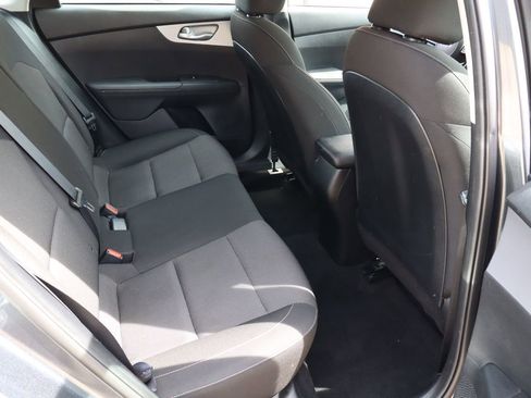 Used 2024 Kia Forte LXS FWD image 16