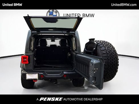 Used 2024 Jeep Wrangler Unlimited Rubicon AWD/4WD image 14