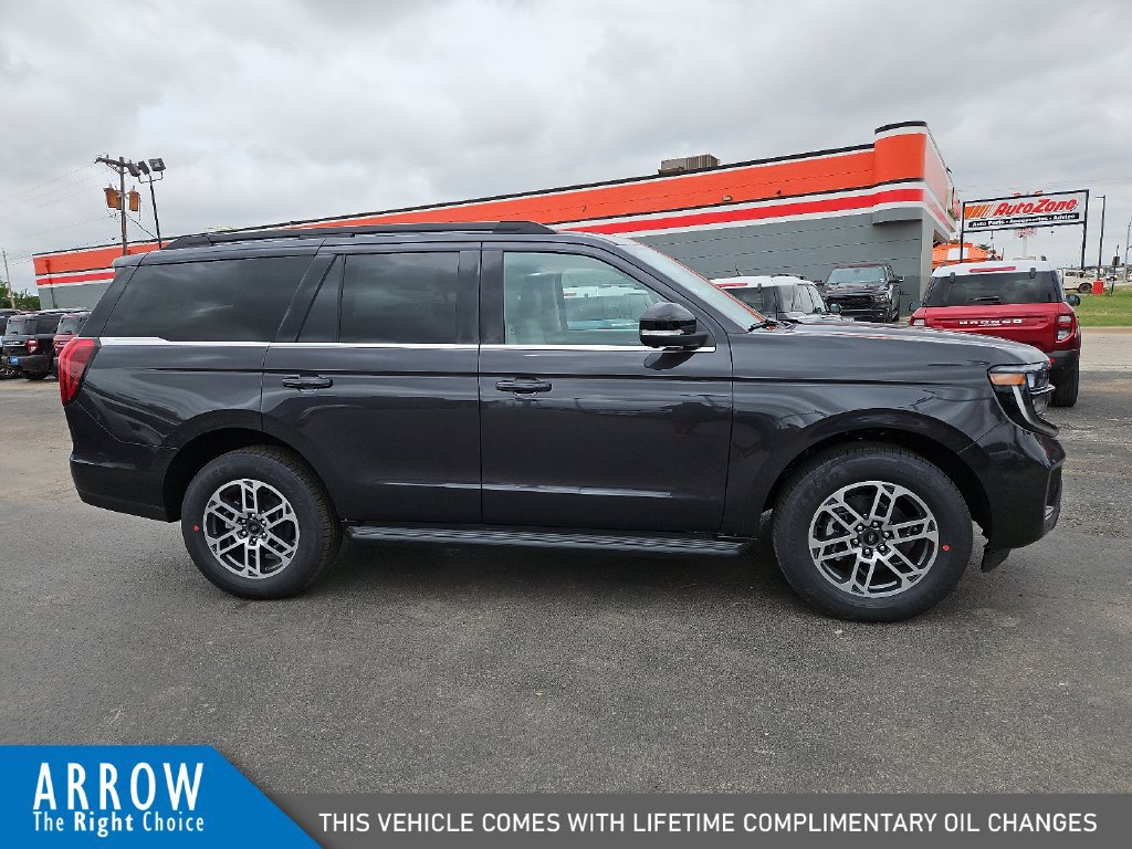 New 2026 Ford Expedition Active RWD image 14