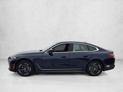 Used 2024 BMW i4 eDrive35 w/ Premium Package RWD image 9