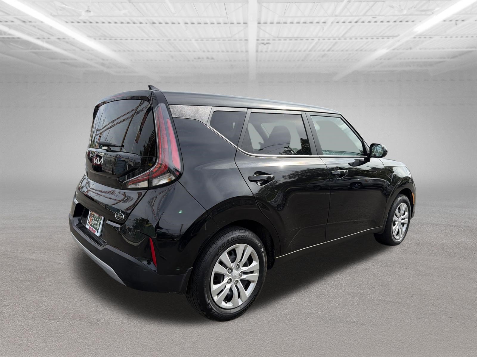 Used 2023 Kia Soul LX FWD image 6