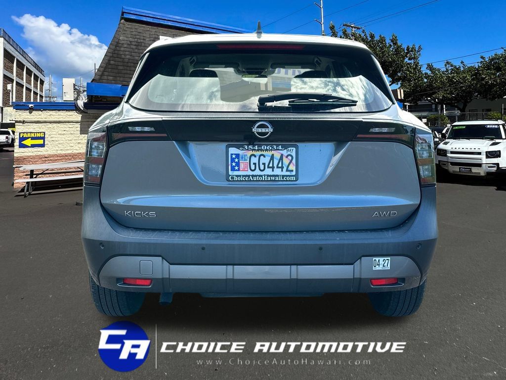 Used 2025 Nissan Kicks S AWD/4WD image 7