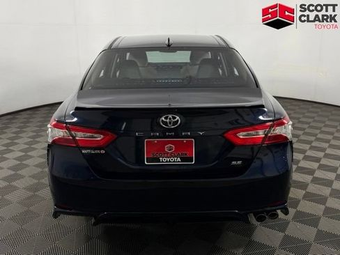 Used 2020 Toyota Camry SE w/ Convenience Package FWD image 7