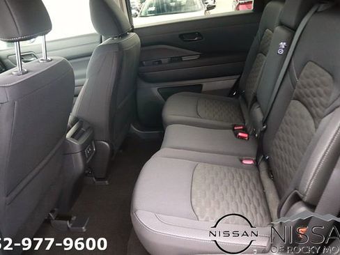 New 2026 Nissan Pathfinder SV image 13