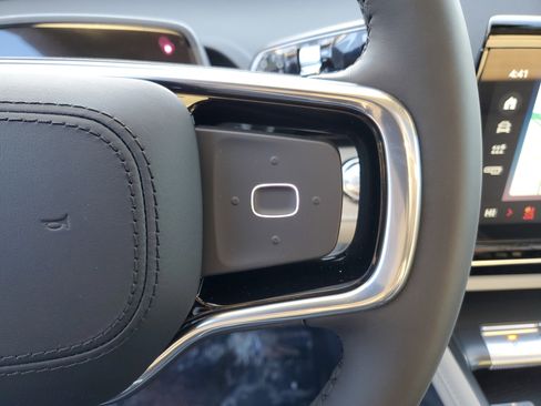 New 2026 Lincoln Nautilus Reserve w/ Jet Appearance Package image 18