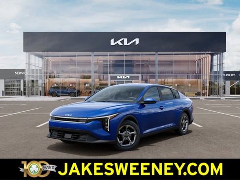 New 2026 Kia K4 LXS FWD image 1