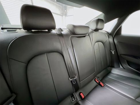 Used 2017 Audi A6 2.0T Premium image 27