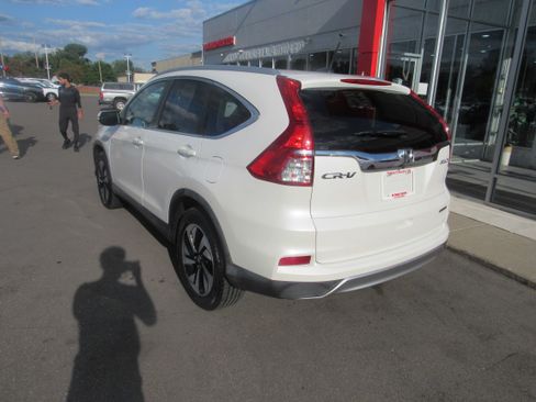Used 2016 Honda CR-V Touring image 10
