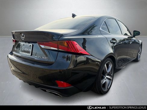 Used 2017 Lexus IS 300 300 w/ Navigation System Package image 3