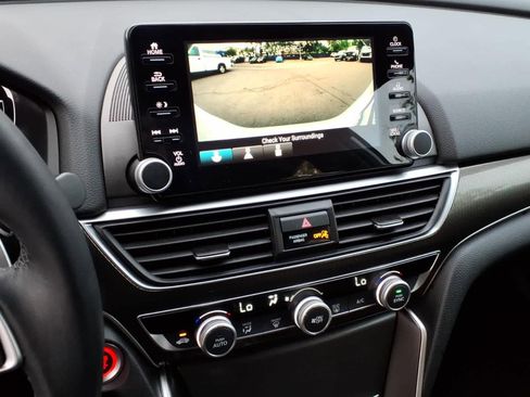 Used 2018 Honda Accord Sport image 21
