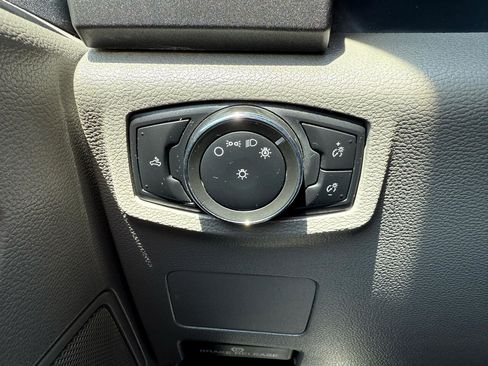 Used 2022 Ford F250 XL w/ Power Equipment Group image 22