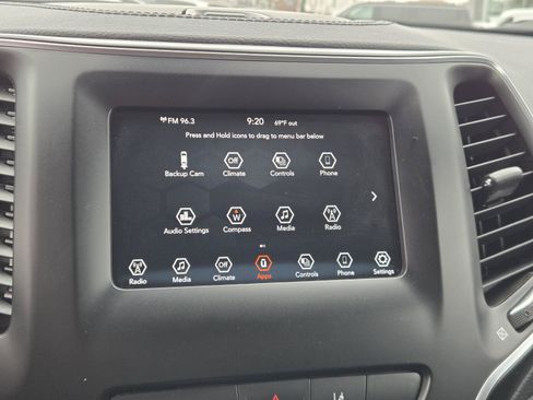 Certified 2021 Jeep Cherokee Latitude FWD image 7