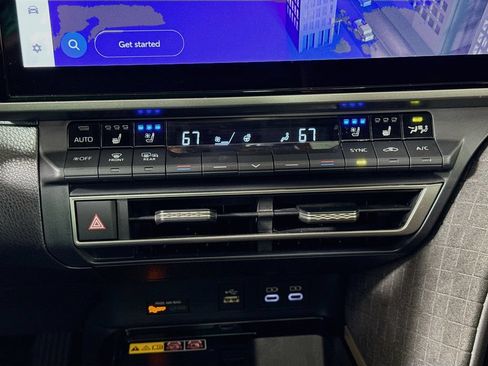 Used 2025 Toyota Camry XLE w/ Premium Package FWD image 16