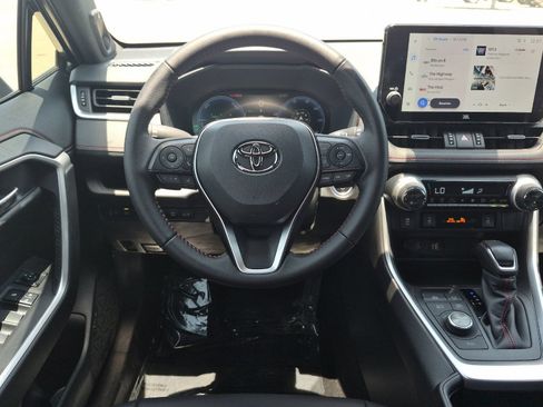 Certified 2025 Toyota RAV4 XSE AWD/4WD image 13