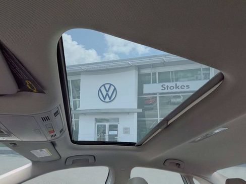 New 2026 Volkswagen Jetta SE FWD image 20