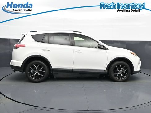 Used 2016 Toyota RAV4 SE FWD image 11