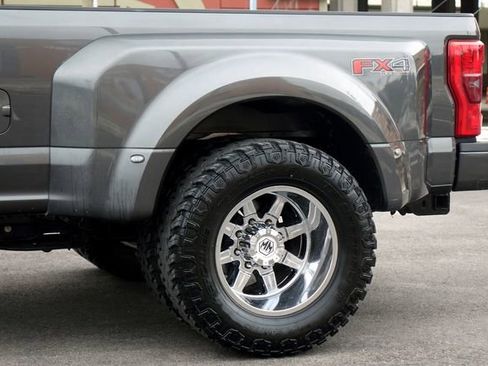 Used 2017 Ford F350 Platinum AWD/4WD image 12
