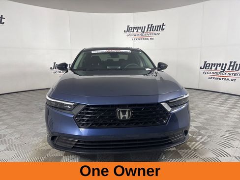 Used 2025 Honda Accord SE image 3