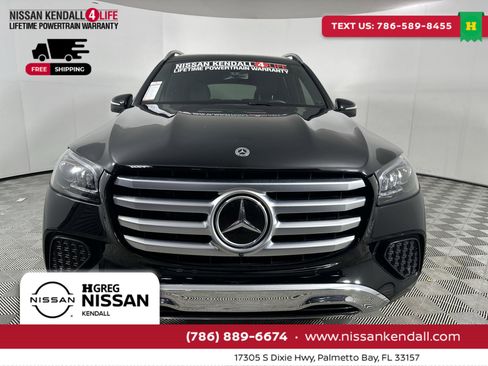 Used 2024 Mercedes-Benz GLS 450 4MATIC image 4