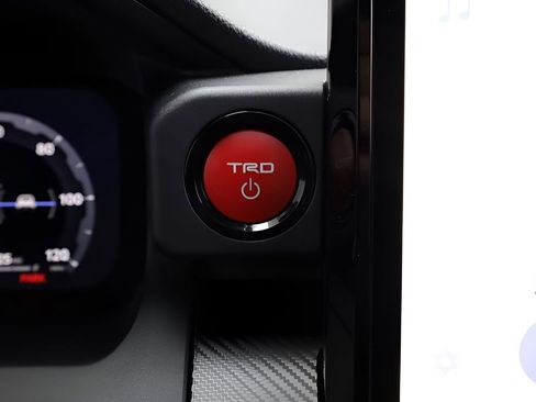 Certified 2025 Toyota 4Runner TRD Pro AWD/4WD image 31