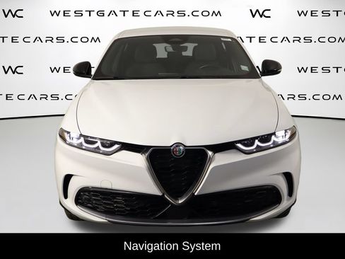 Used 2024 Alfa Romeo Tonale Ti AWD/4WD image 2