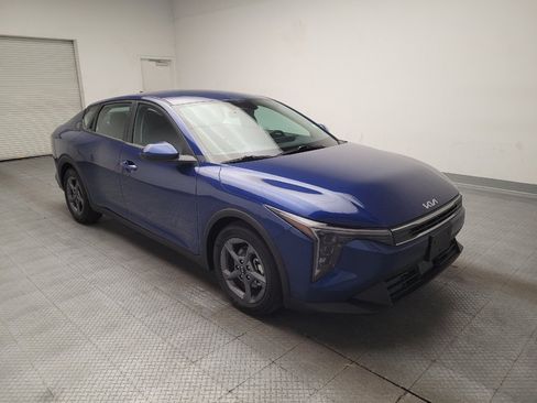 Used 2025 Kia K4 FWD image 13