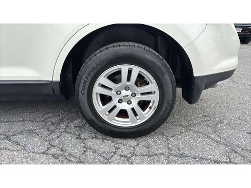 Used 2009 Ford Edge SE image 19