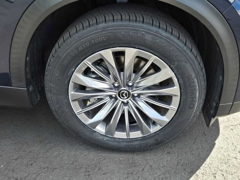 Used 2024 MAZDA CX-90 Plug-In Hybrid w/ Preferred AWD/4WD image 9