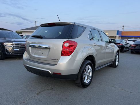 Used 2015 Chevrolet Equinox LS FWD image 6