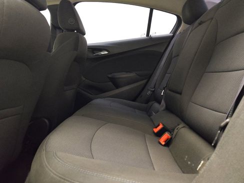 Used 2016 Chevrolet Cruze LT FWD image 18